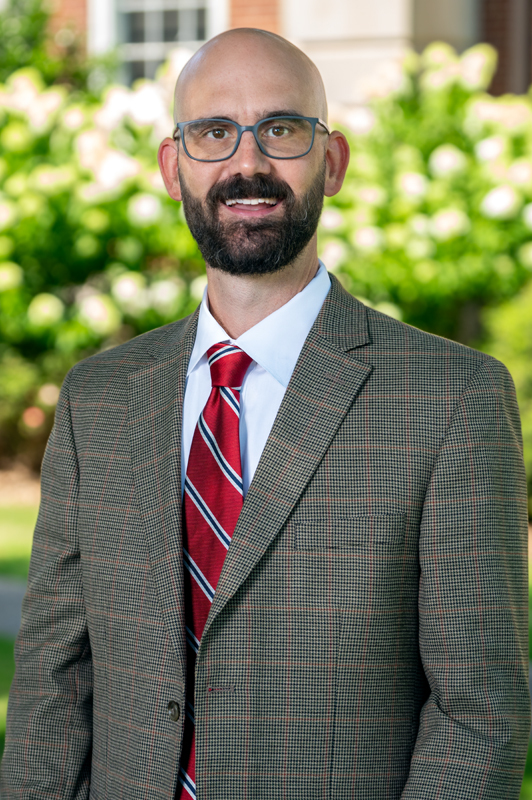 Headshot of Dr. John Linhoss