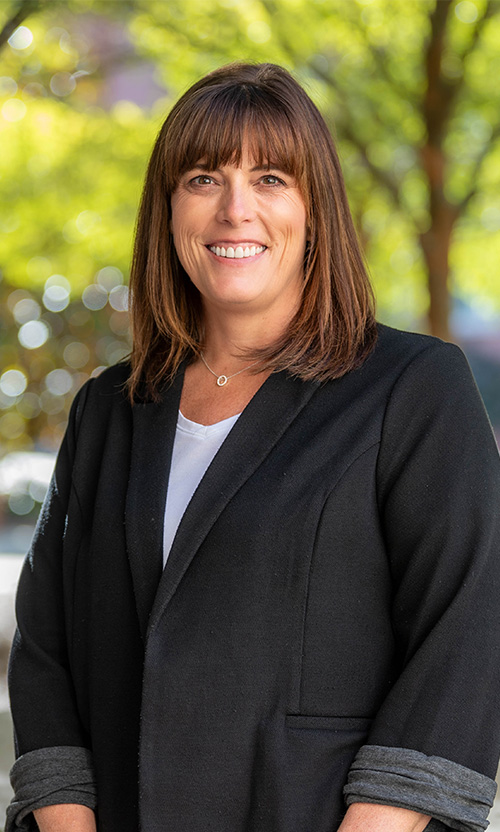 Headshot - Katie Hardy