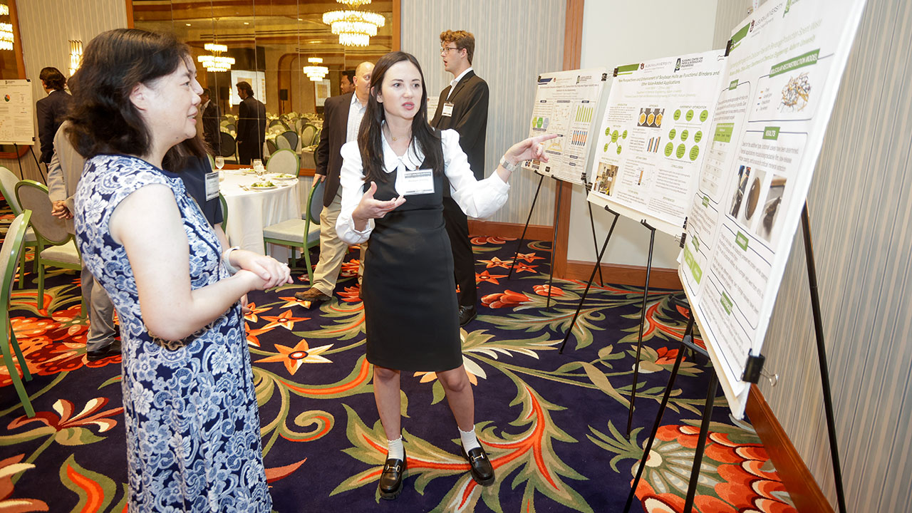 Madison Shelley, a graduate student and research assistant in the Department of Chemical Engineering, was among the students who had the opportunity to present research posters before industry leaders at the annual APPF conference Sept. 10-12.