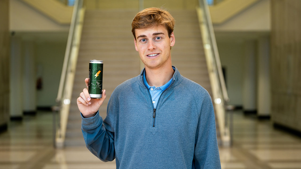 Thomas Lester's Earlybird is a single-use canned beverage capable of heating faster than a Keurig.