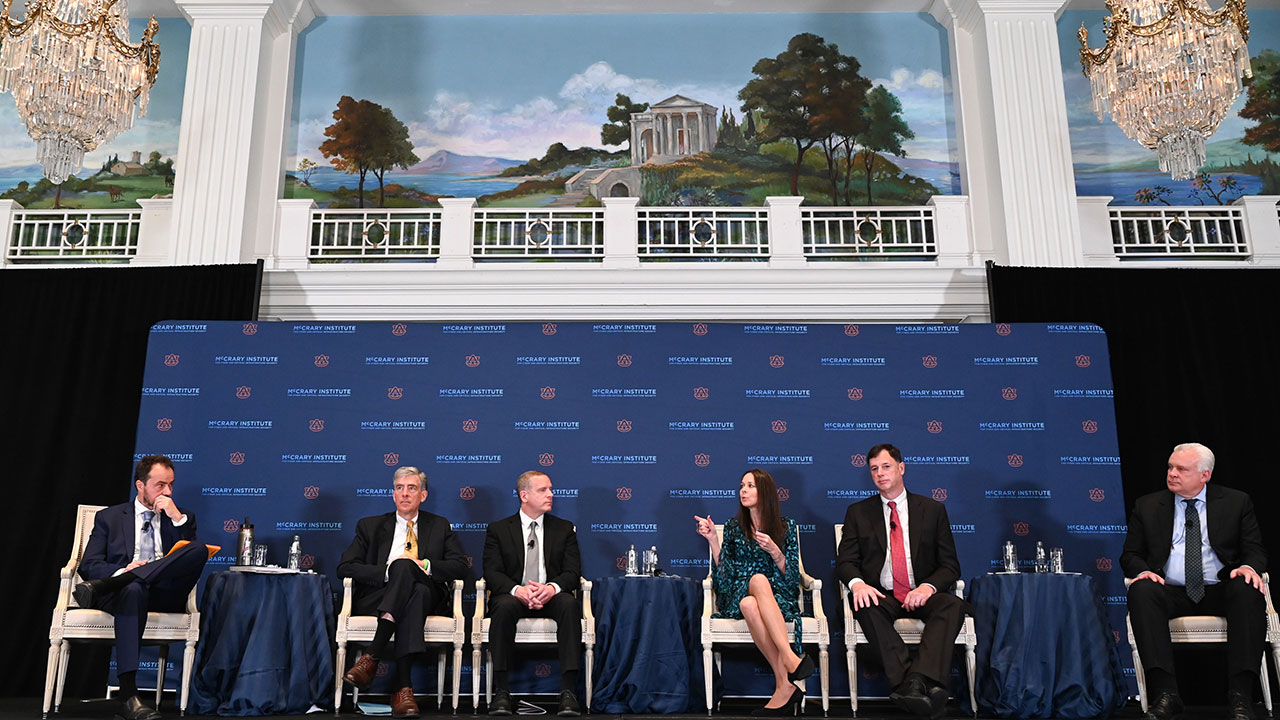 'Mount Rushmore' of cyber experts discuss importance of public, private partnerships