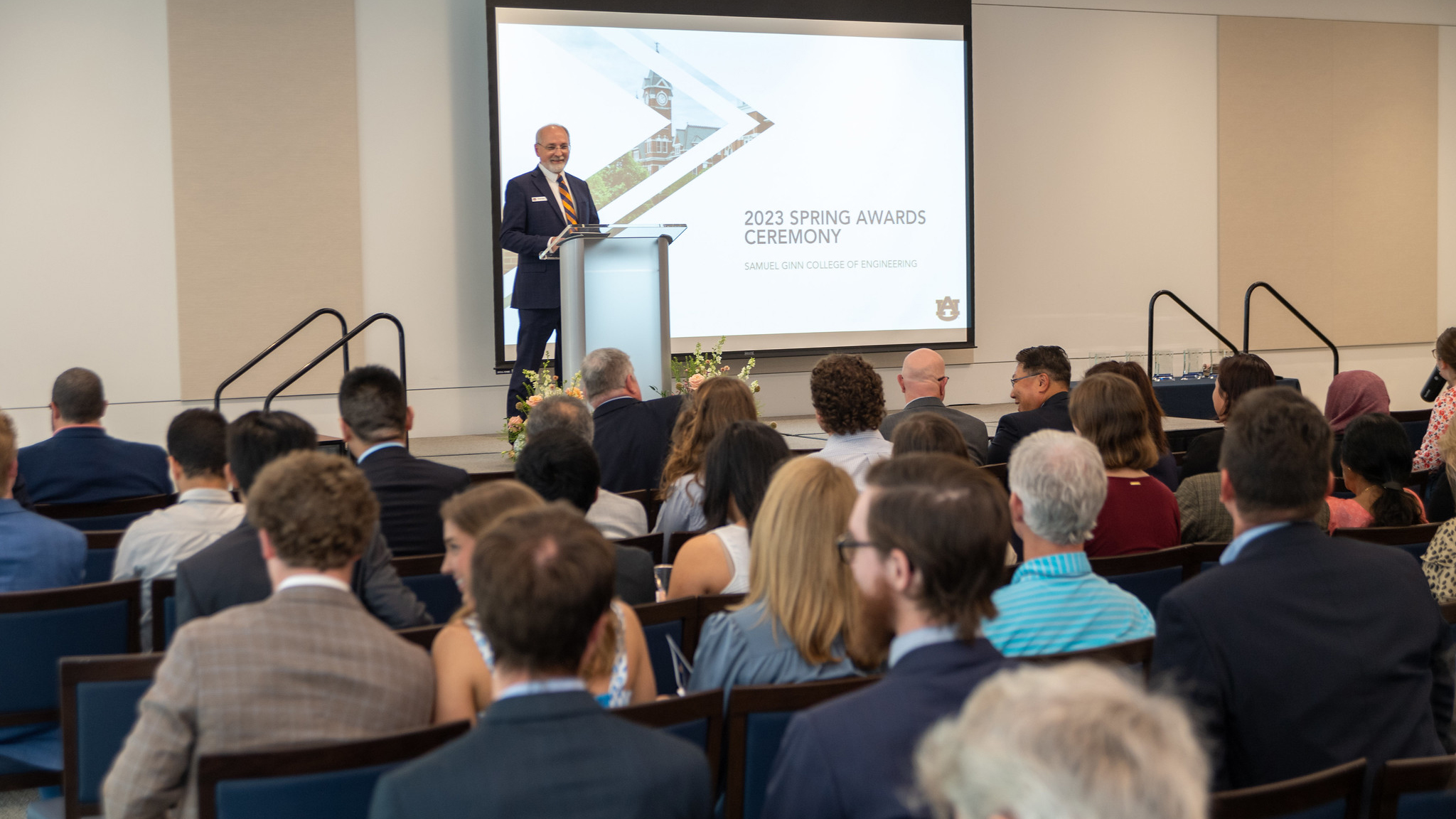 Interim Dean of Engineering Steve Taylor kicks off the 2023 Spring Awards Ceremony. 