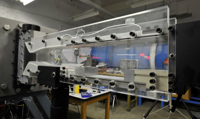 Walls made from optical quality acrylic 