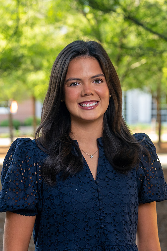 Emmalyn Miller headshot