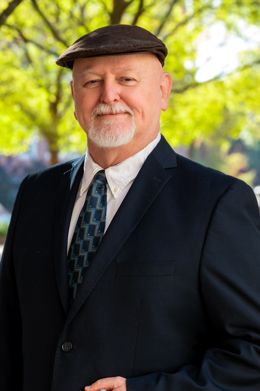 Headshot - Harry Schulz