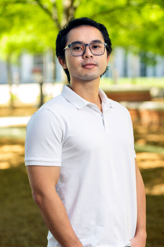 Headshot - Phi Hung Bya