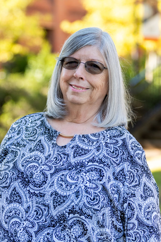 Headshot - Linda Allgood