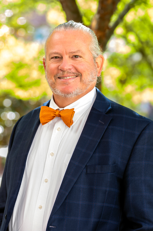 Headshot - Thomas Denney