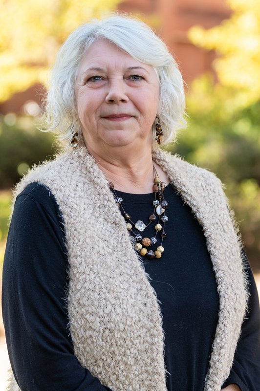 Headshot - Mary Lloyd