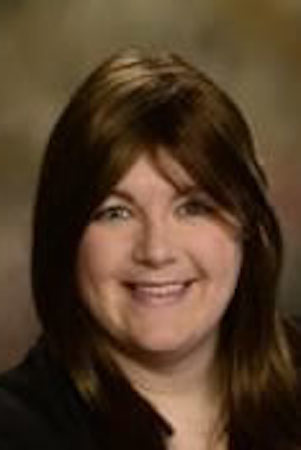 Headshot - Jennifer Robinson