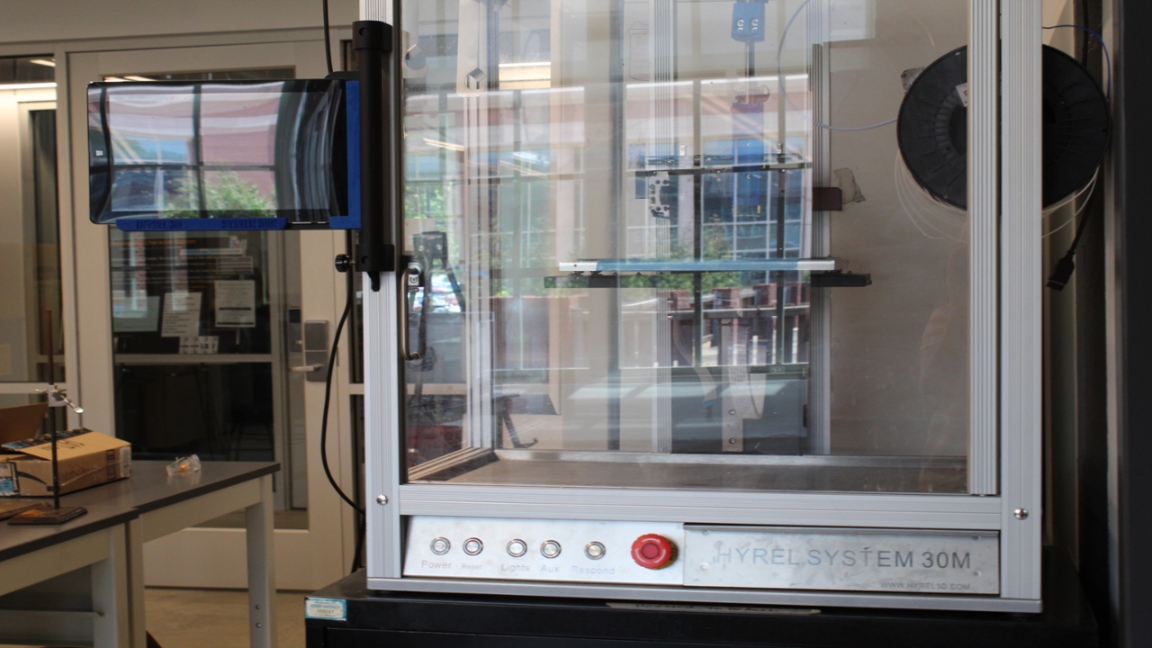 3d-printer-in-a-lab-standing-still-image